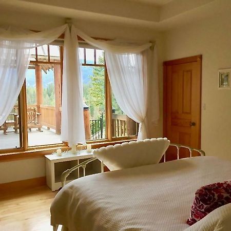 The Lodge At Trout Creek Bed And Breakfast Exteriér fotografie