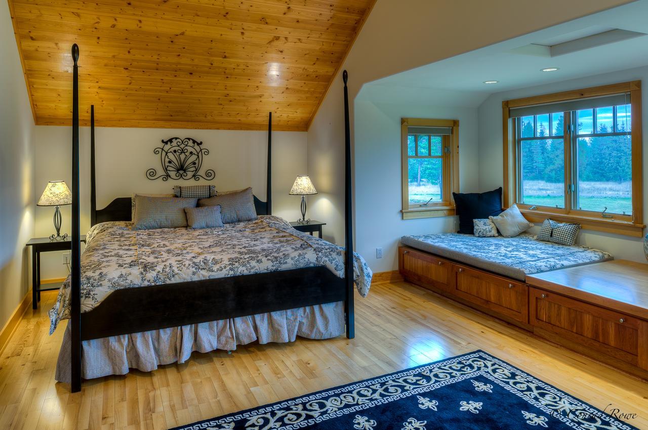The Lodge At Trout Creek Bed And Breakfast Exteriér fotografie